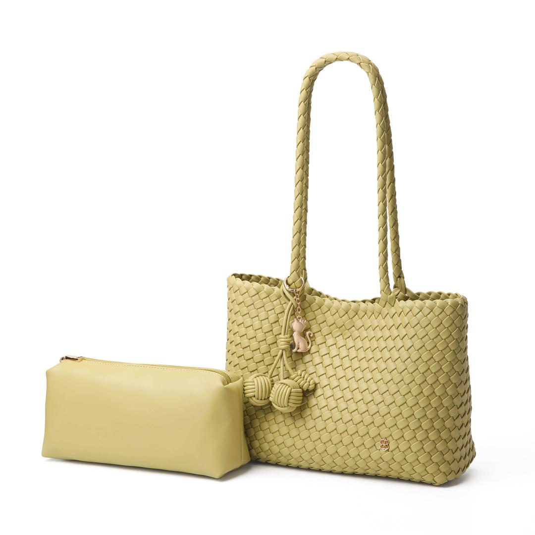 Anyaman Lisa Small Shoulder