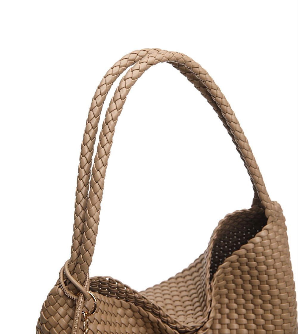 Anyaman Peony Shoulder Bag