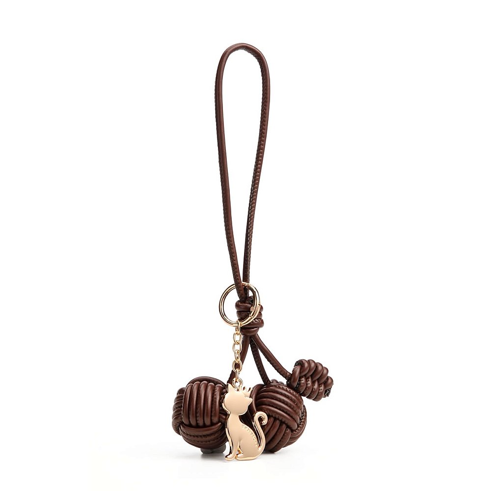 Anyaman Ball With Charm Poppy