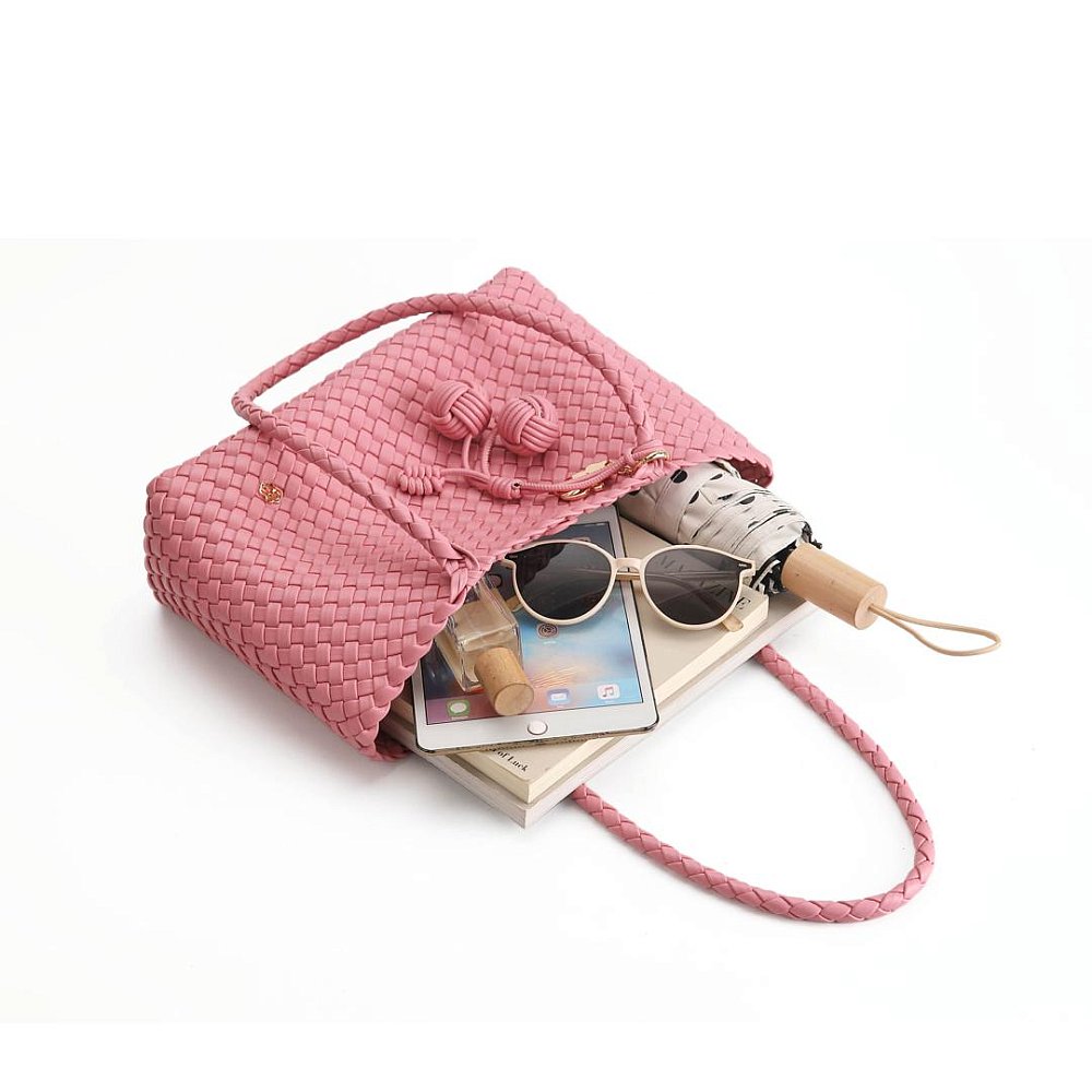 Anyaman Lisa Small Shoulder