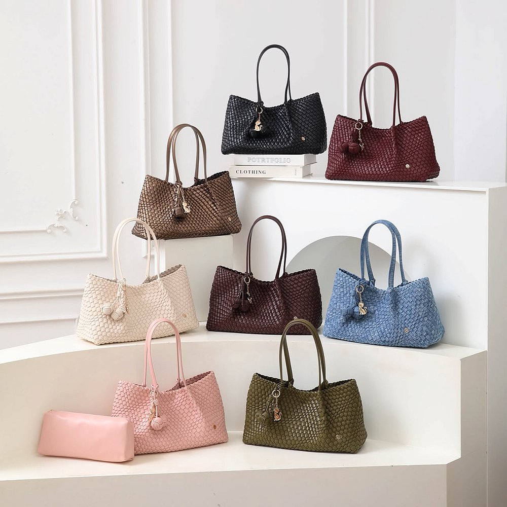 Anyaman Daisy Tote Handbag
