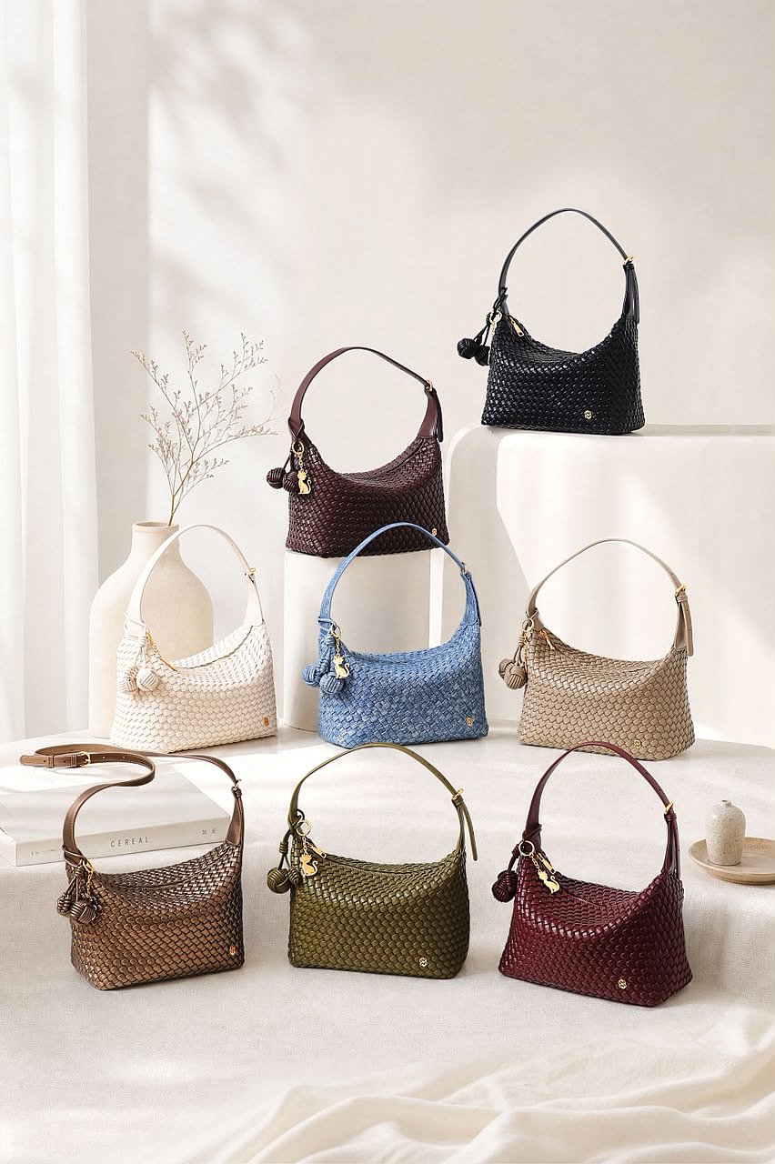 Anyaman Ruby Medium Shoulder Bag