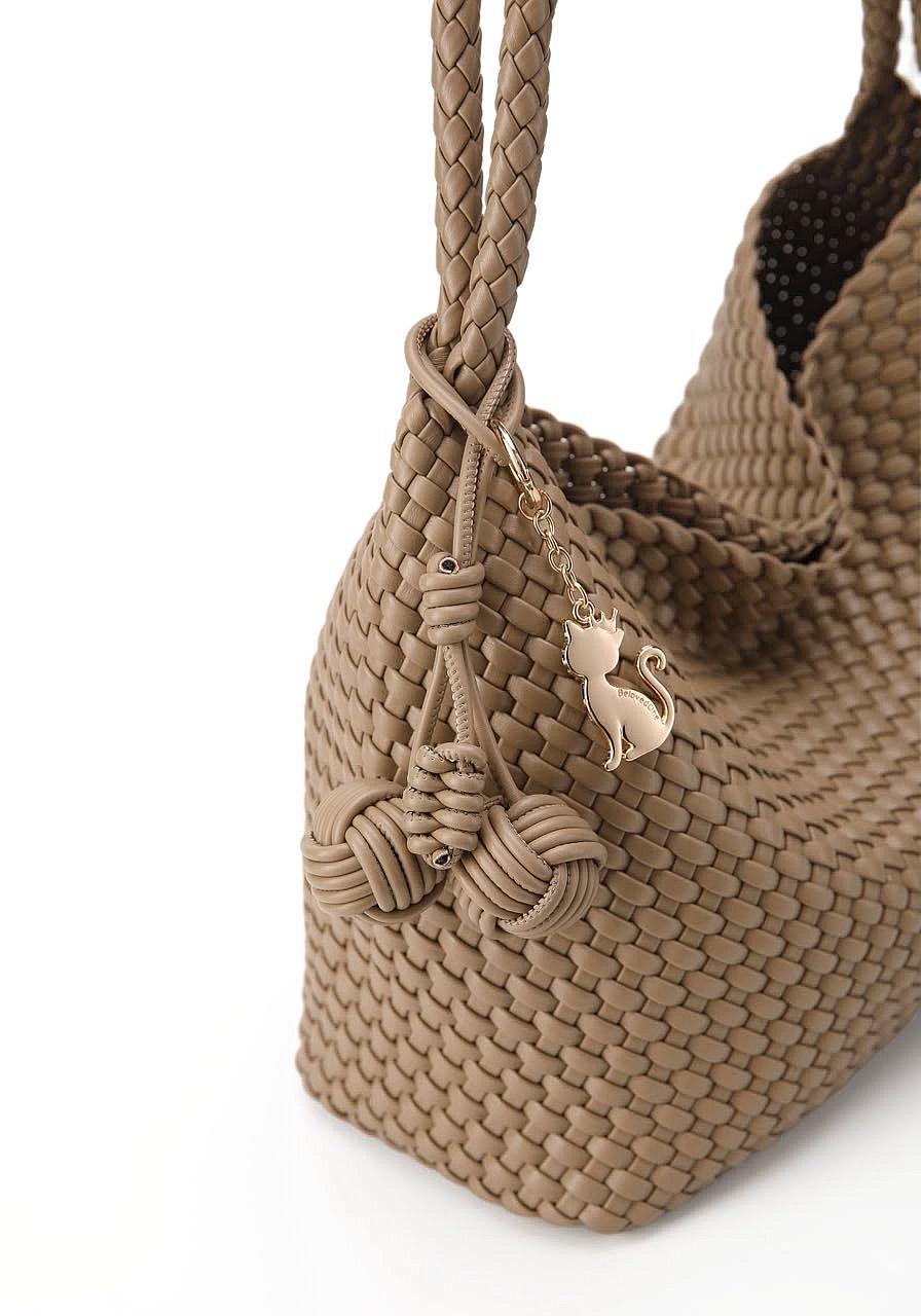 Anyaman Peony Shoulder Bag